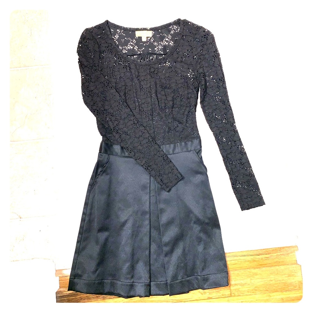 Vera Wang Lace dress